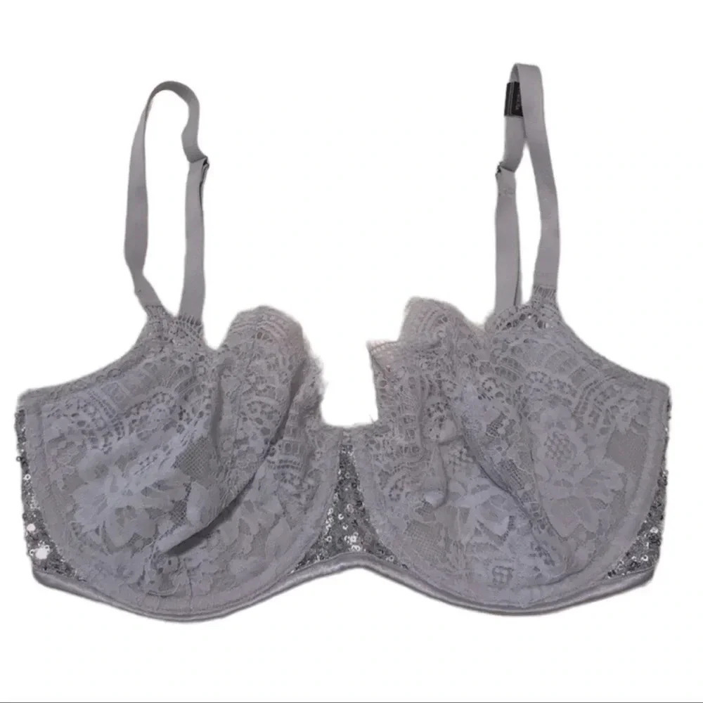 NWT VS Dream Angel Wicked Unlined Uplift Bra
Uplift Bra Size 32DDD